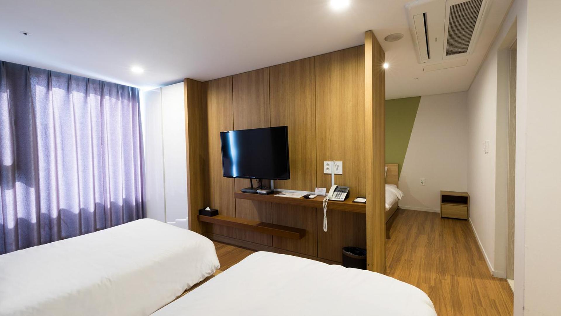 Vistacay Hotel Worldcup Seogwipo Exterior foto