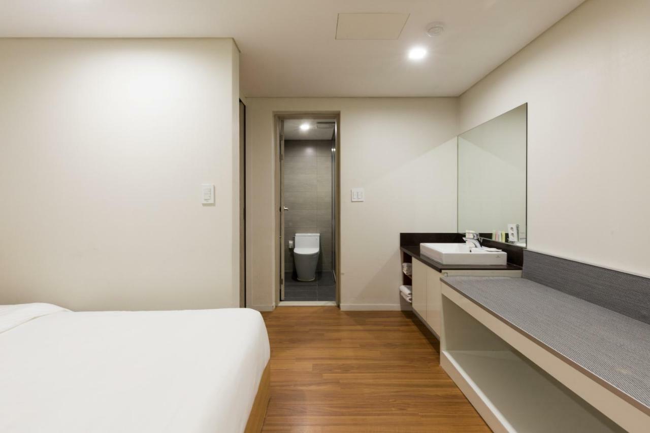 Vistacay Hotel Worldcup Seogwipo Exterior foto